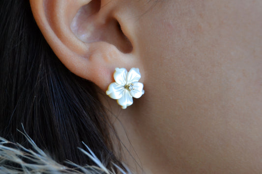 Orecchini Fiori di Madreperla